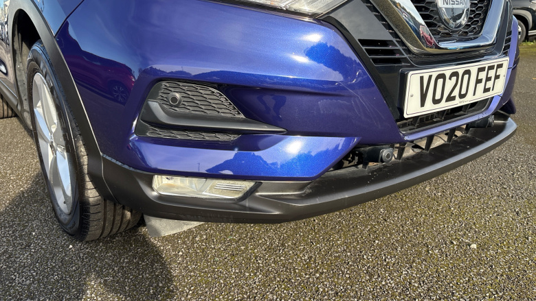 Nissan Qashqai 1.3 DiG-T Acenta Premium 5dr Petrol Hatchback